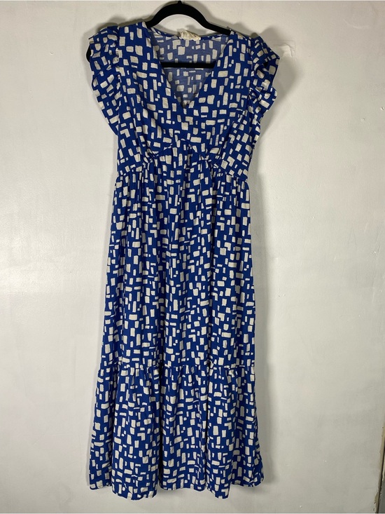 Betsey'S Boutique Shop Dresses & Skirts - Blue White Geometric Flutter Sleeve Tiered Midi Dress Pockets Small Resortwear